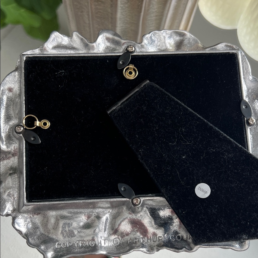 Arthur Court Silver Bunny and Floral Photo Frame - Picture 4 of 4